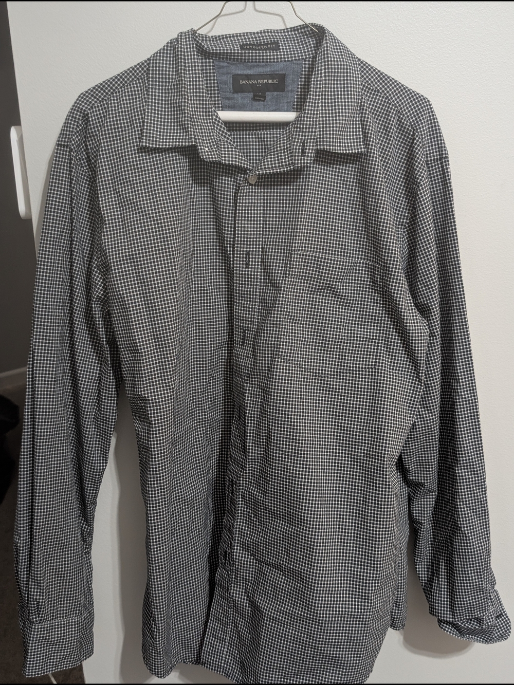 Banana Republic Black & White Gingham Dress Shirt